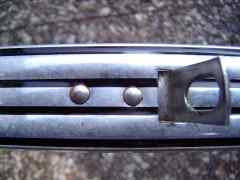 Genieteter Schutzblechhalter (Nietenk�pfe au�en)